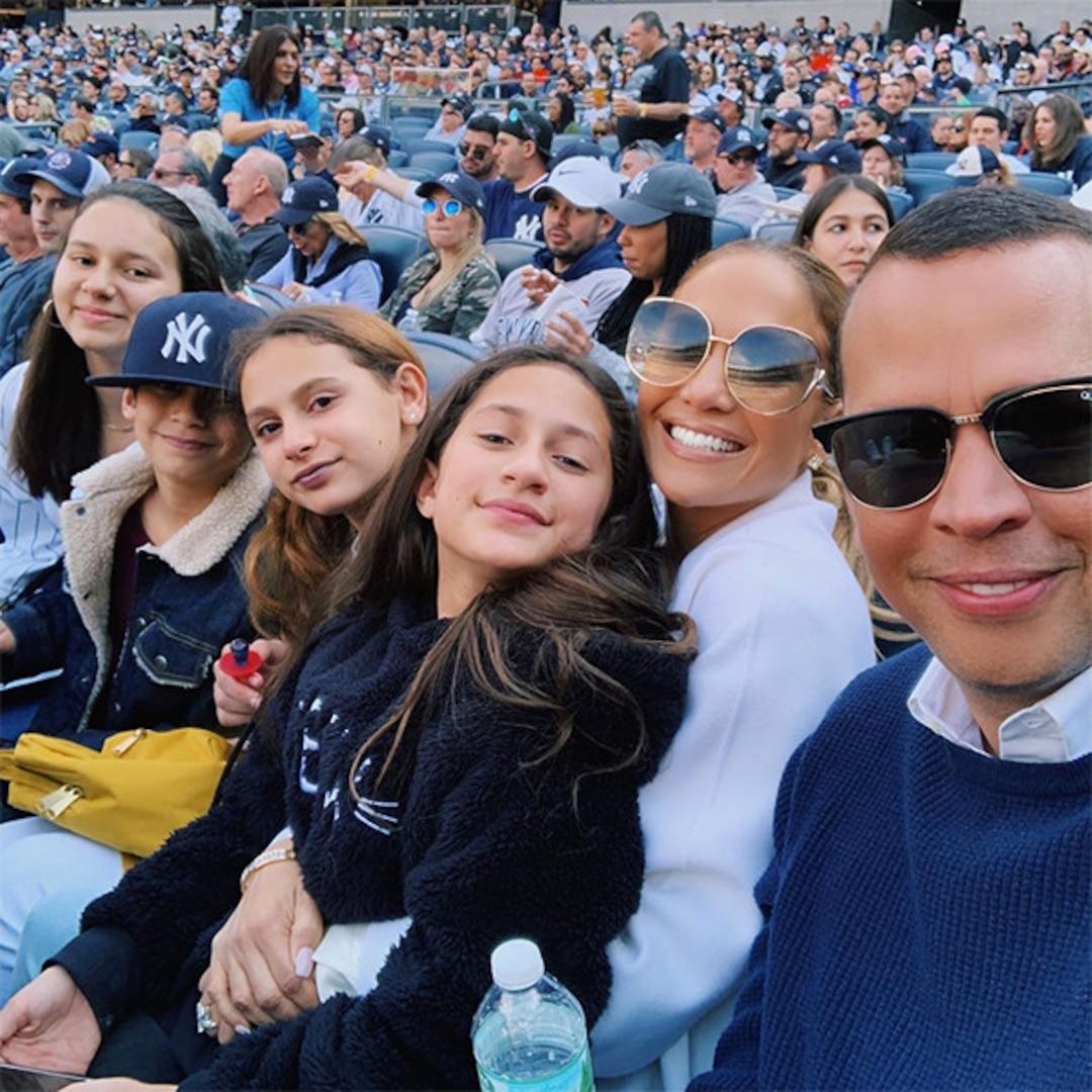 Jennifer Lopez and Alex Rodriguez Bring Their Kids to Yankees Game